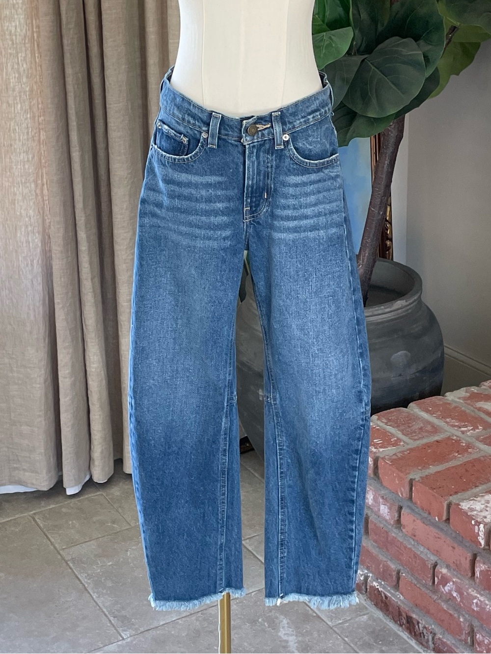 BDG Medium Blue High-Rise Cropped Barrel Jeans